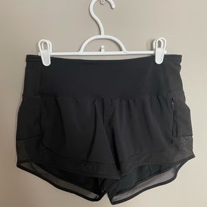 Lululemon mind over miles shorts